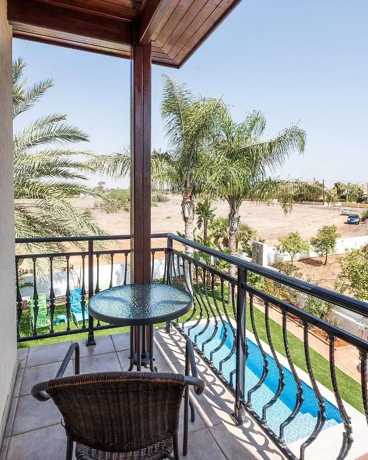 Tropical Paradise Villa Ayia Napa 0*,